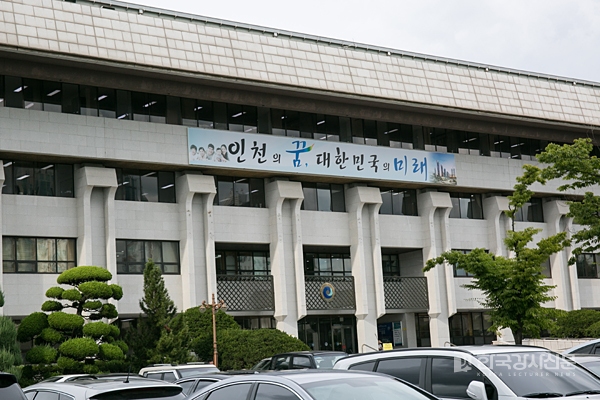 영종하늘도서관 작가와의 만남, 윤홍균 원장의 '자존감 수업'