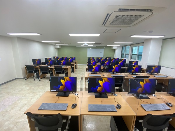 아시아경제 교육센터, IT국비지원 직무교육 프로그램 진행 아시아경제 교육센터, It국비지원 직무교육 프로그램 진행