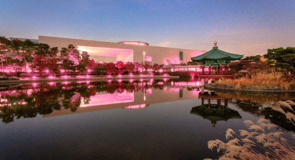 블랙핑크국중박 협업