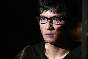 영화 '검은 집' "당신은 죽음과 계약했다! 황정민·유선·<b>강신일</b>·김서형...