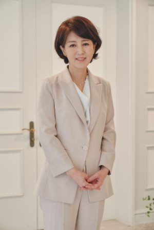 사이버한국외국어대학교, 대한민국 정부 1호 동시통역사 임종령 교수 초... - 뉴스 썸네일 이미지