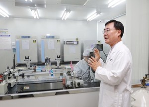 제주대학교 박세필 교수, 줄기세포로 난치병 '간질성방광염' 세계 첫 임... - 뉴스 썸네일 이미지