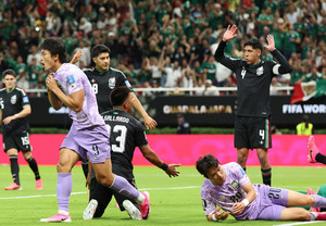[한국 <b>축구</b> 국가대표 <b>일정</b>] 아시아 <b>축구</b> 돌풍 꺾였나…2026 북중미 월드...